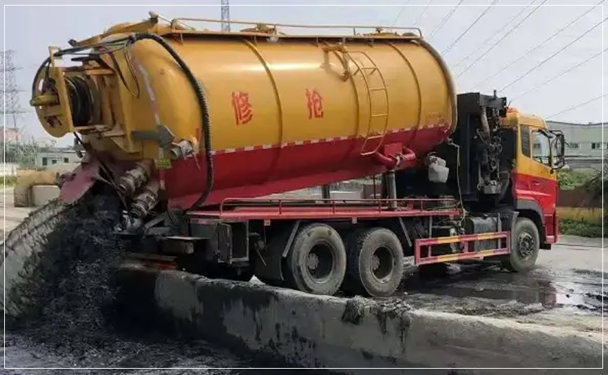 钱塘区沉淀池清理案例